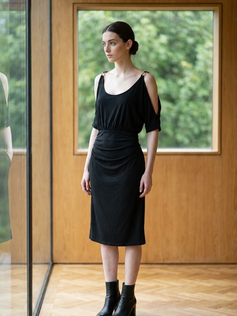 NWT BOLD elements Black Cold-Shoulder Midi Dress with Shoulder Hardware Sz S